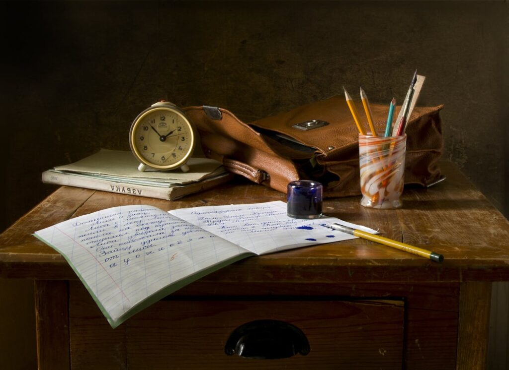 still-life-school-retro-ink-159618-159618.jpg